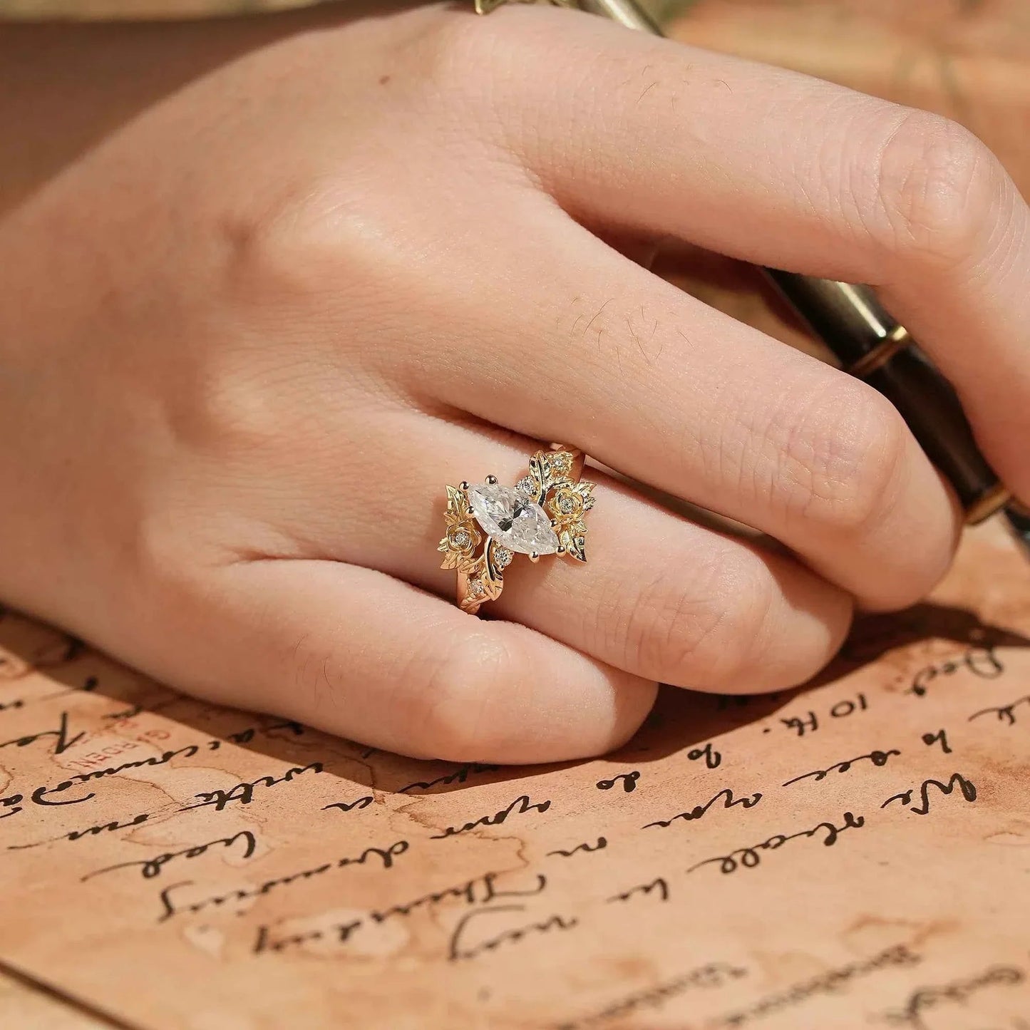 Leaf-Inspired Engagement Rings: The Perfect Fusion of Nature and Fashion - GemsMagic