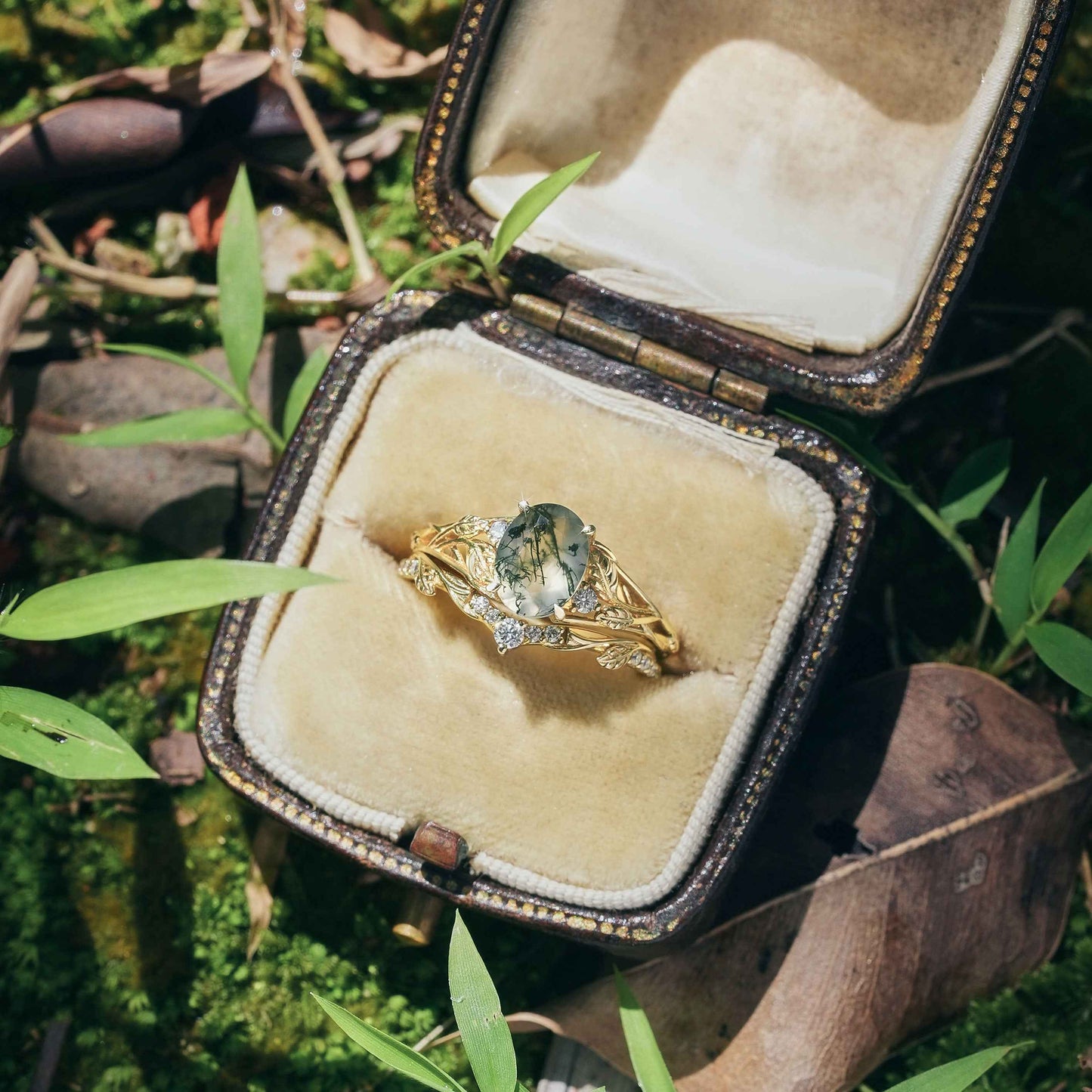 Leaf Rings: The Perfect Nature-Inspired Accessory - GemsMagic