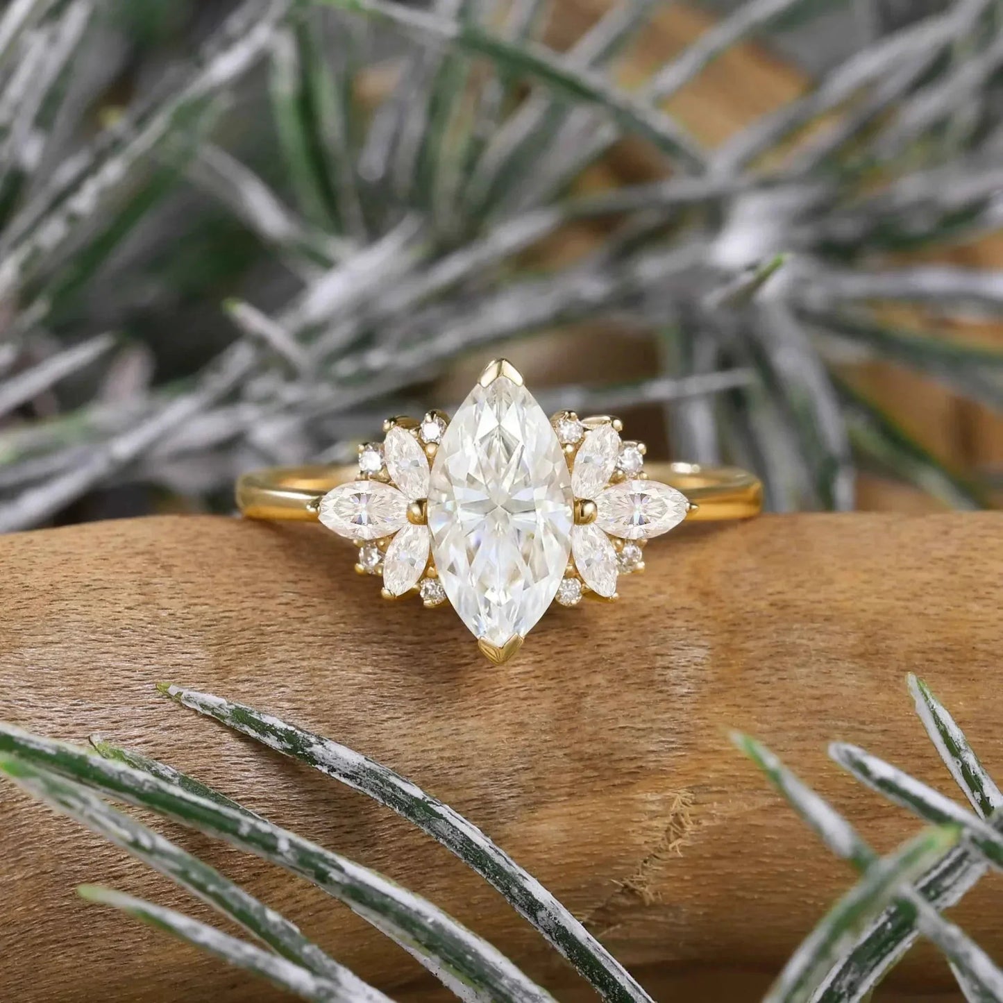 Moissanite vs. Cubic Zirconia: Choosing the Right Diamond Alternative - GemsMagic
