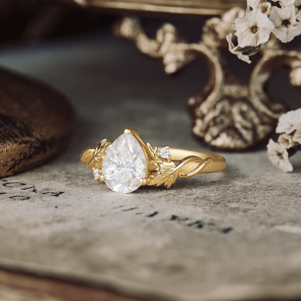What is Moissanite? Everything You Need to Know About Moissanite Engagement Rings - GemsMagic