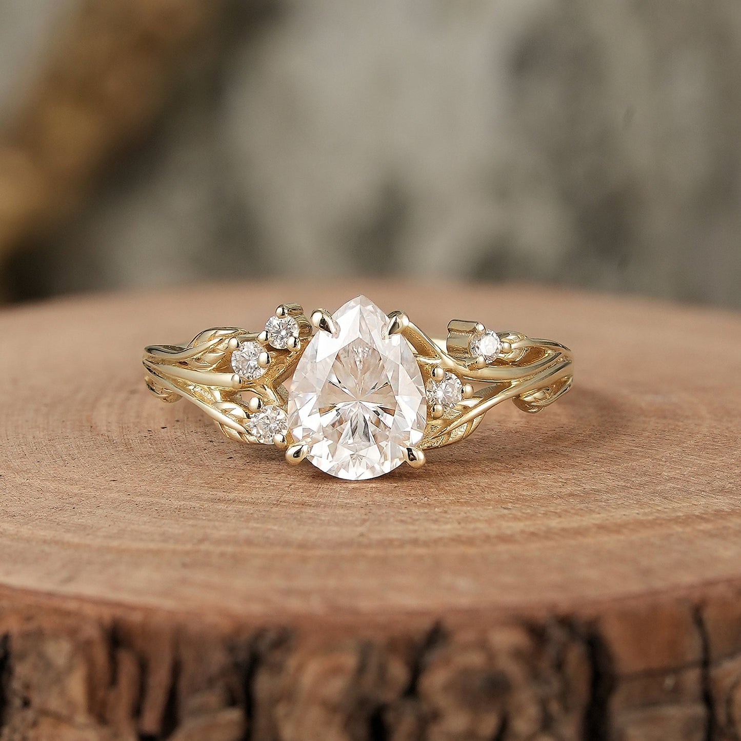 1.7ct Pear Moissanite Engagement Ring - Ayla - GemsMagic