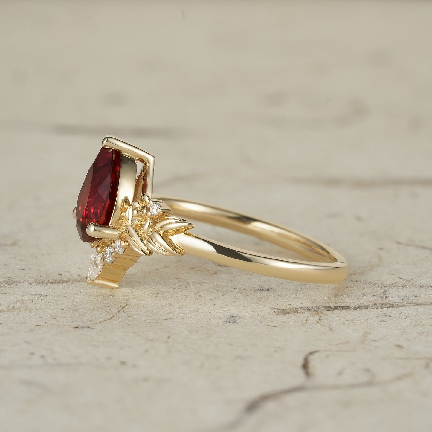 Golden Rose Elegance: Leaf-Inspired Ruby Ring - Aurelia