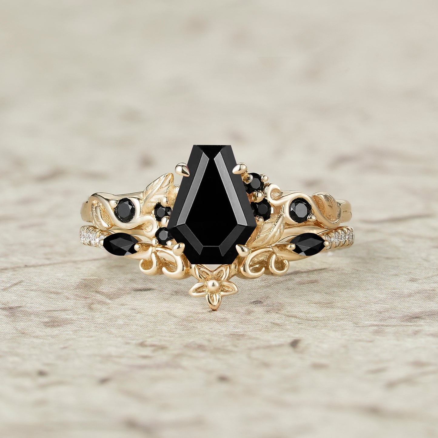 Nature's Embrace: Coffin Cut Black Onyx Leaf Ring Set - Lila