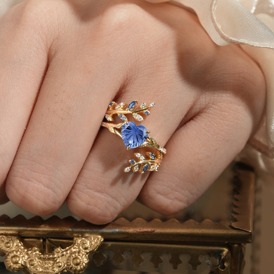 Aphrodite's Enchanted Vine | A Mythical Heart Shaped Starbrite Cut Sapphire Engagement Ring Set