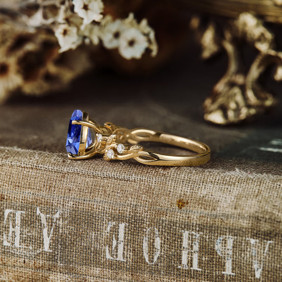 GemsMagic Cornflower Sapphire Leaf Engagement Ring