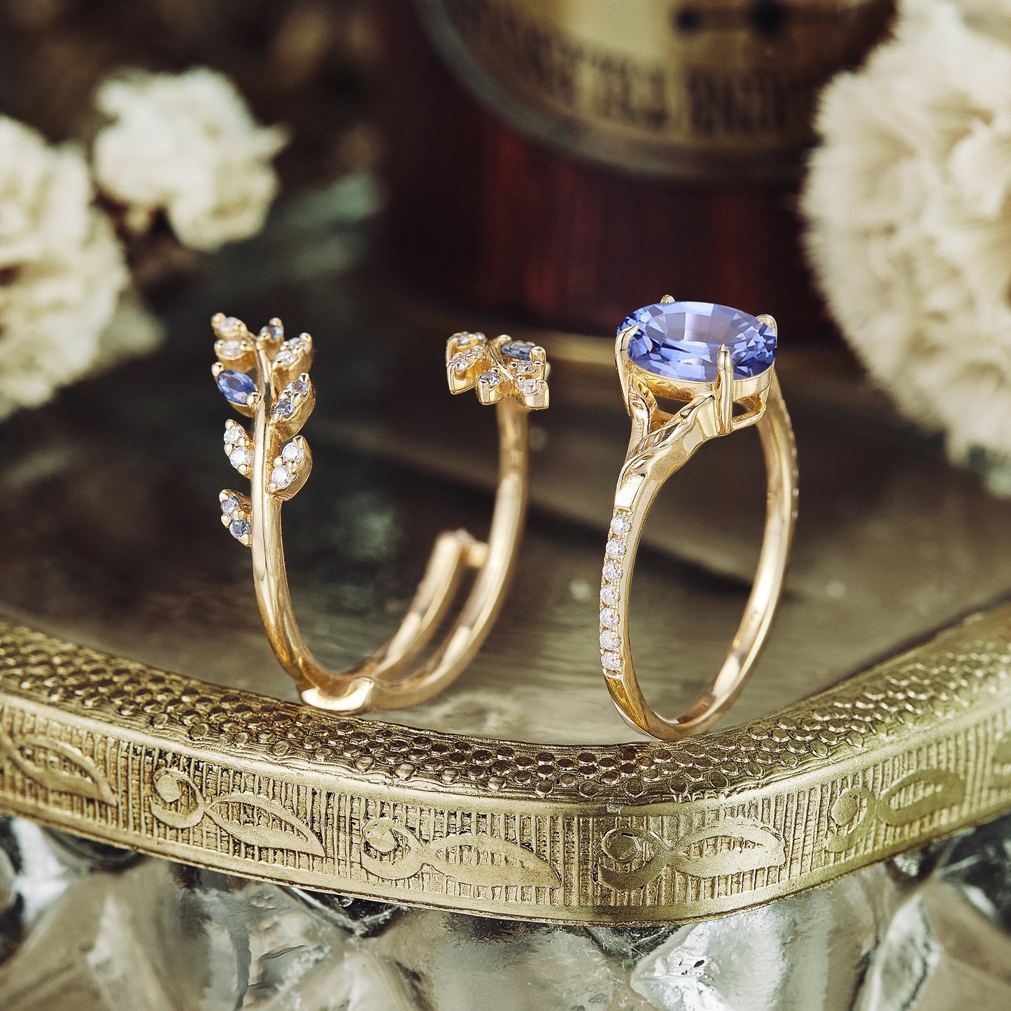 Aphrodite's Enchanted Vine | A Mythical Sapphire Engagement Ring Set