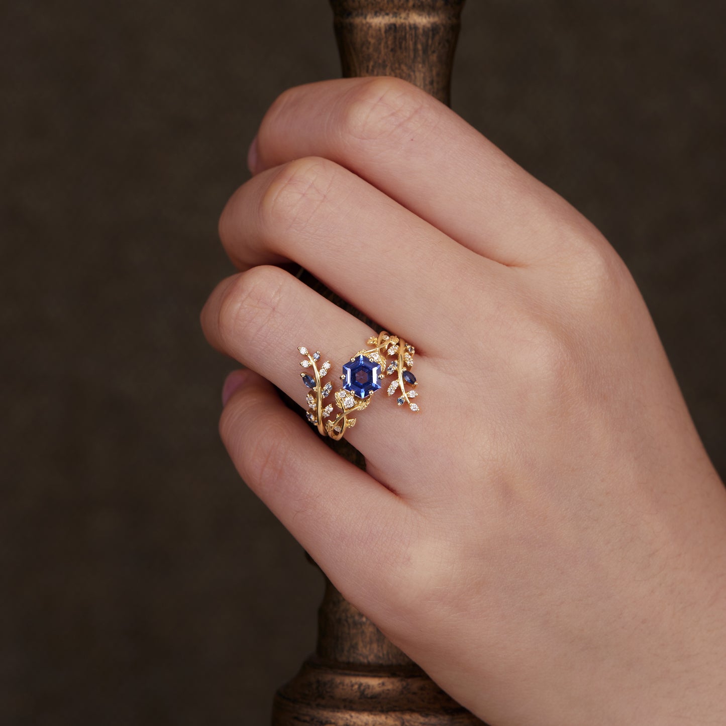 Hexagon Sapphire Vine Ring Set | Clio