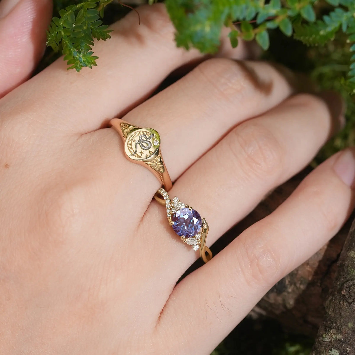 Unique Alexandrite Moissanite Serpent Inspired Couple Wedding Ring Set - Alaric & Lenora | GemsMagic