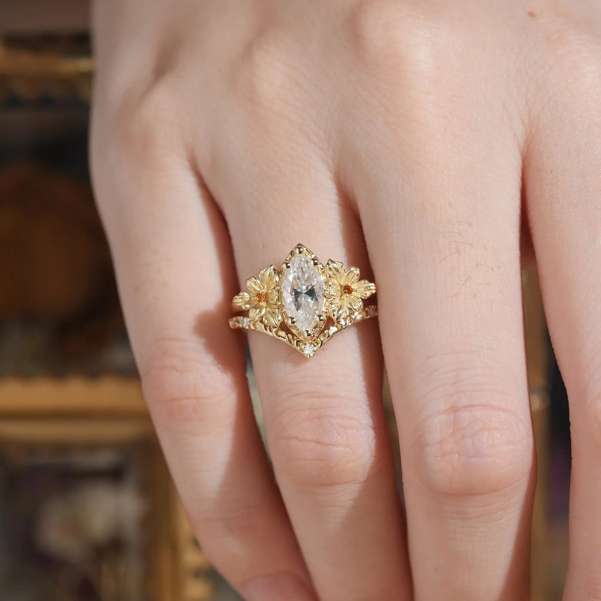 Nature Inspired Marquise Cut Moissanite Alstroemeria Hybrida Flower Inspired Vintage Bridal Ring Set - Annelise | GemsMagic