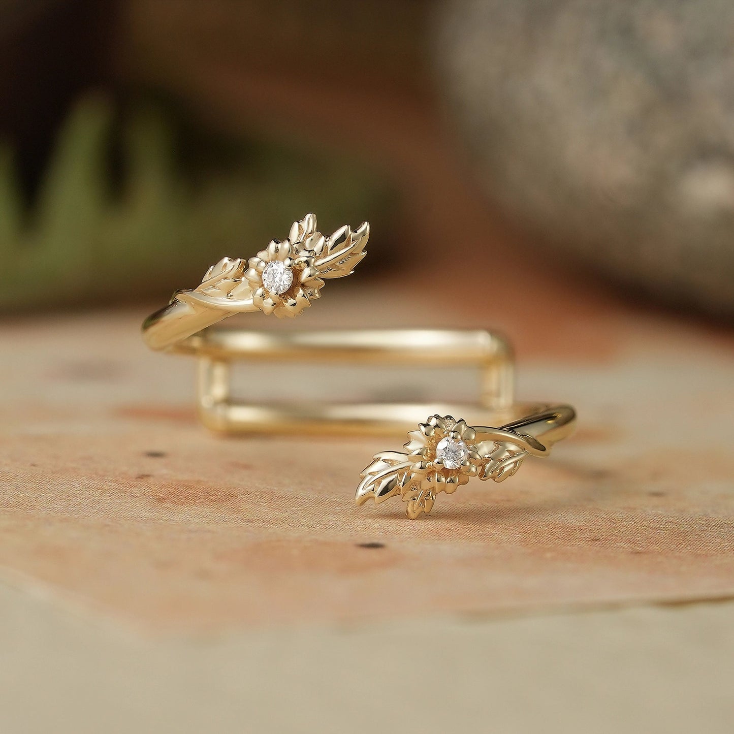 Daisy Inspired Moissanite Enhancer Wedding Band - Zephyrine - GemsMagic