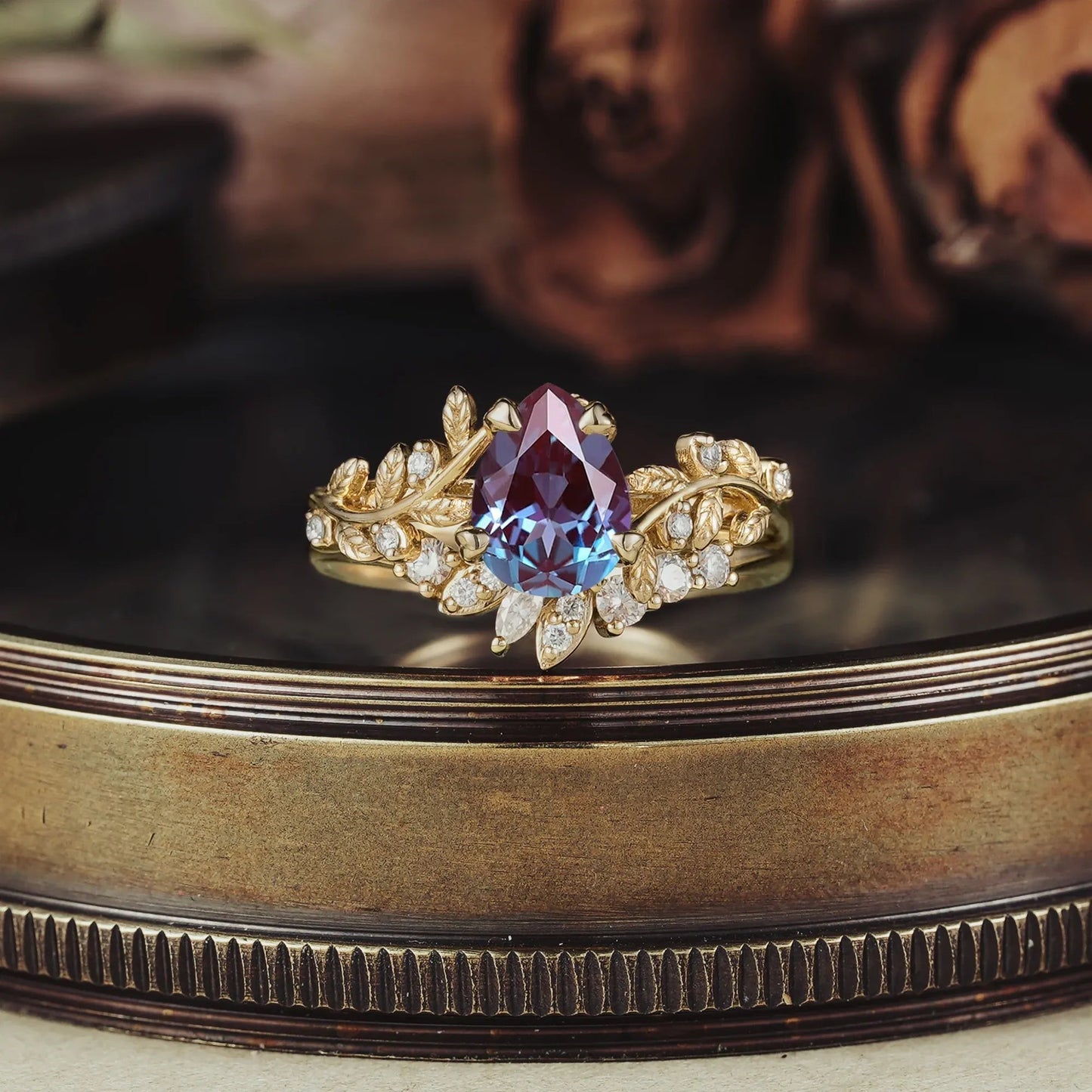 Dancing Leaf: Alexandrite Elegance Ring Set - Juliet - GemsMagic