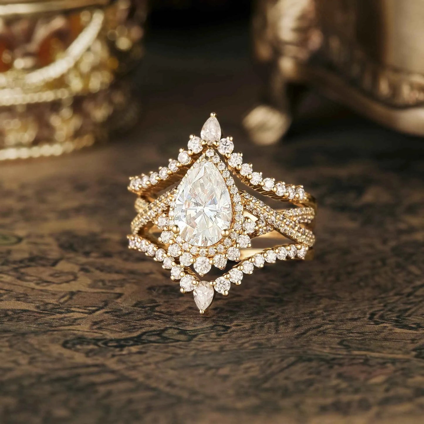 Gorgeous Pear Cut Moissanite Halo Engagement Ring Set 3pcs - Amaryllis - GemsMagic - GemsMagic