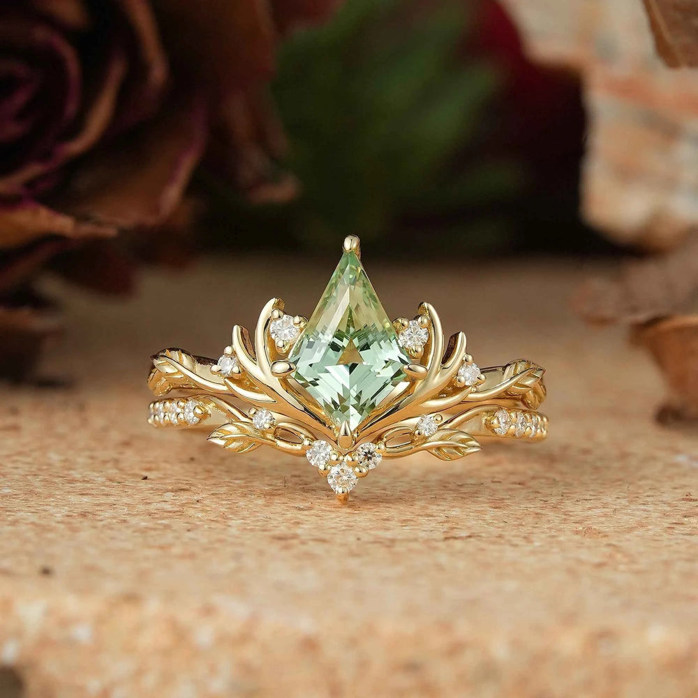 Kite Cut Green Sapphire Stag Inspired Bridal Ring Set Elven Ring Set - GemsMagic