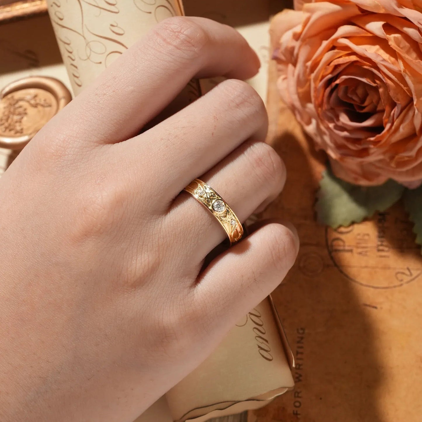 Leaf Inspired Men's Band with Moissanite - Evander - GemsMagic