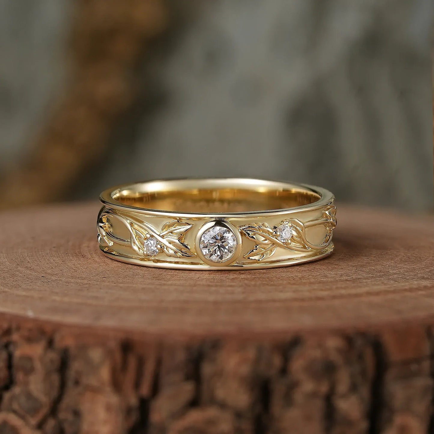 Leaf Inspired Men's Band with Moissanite - Evander - GemsMagic