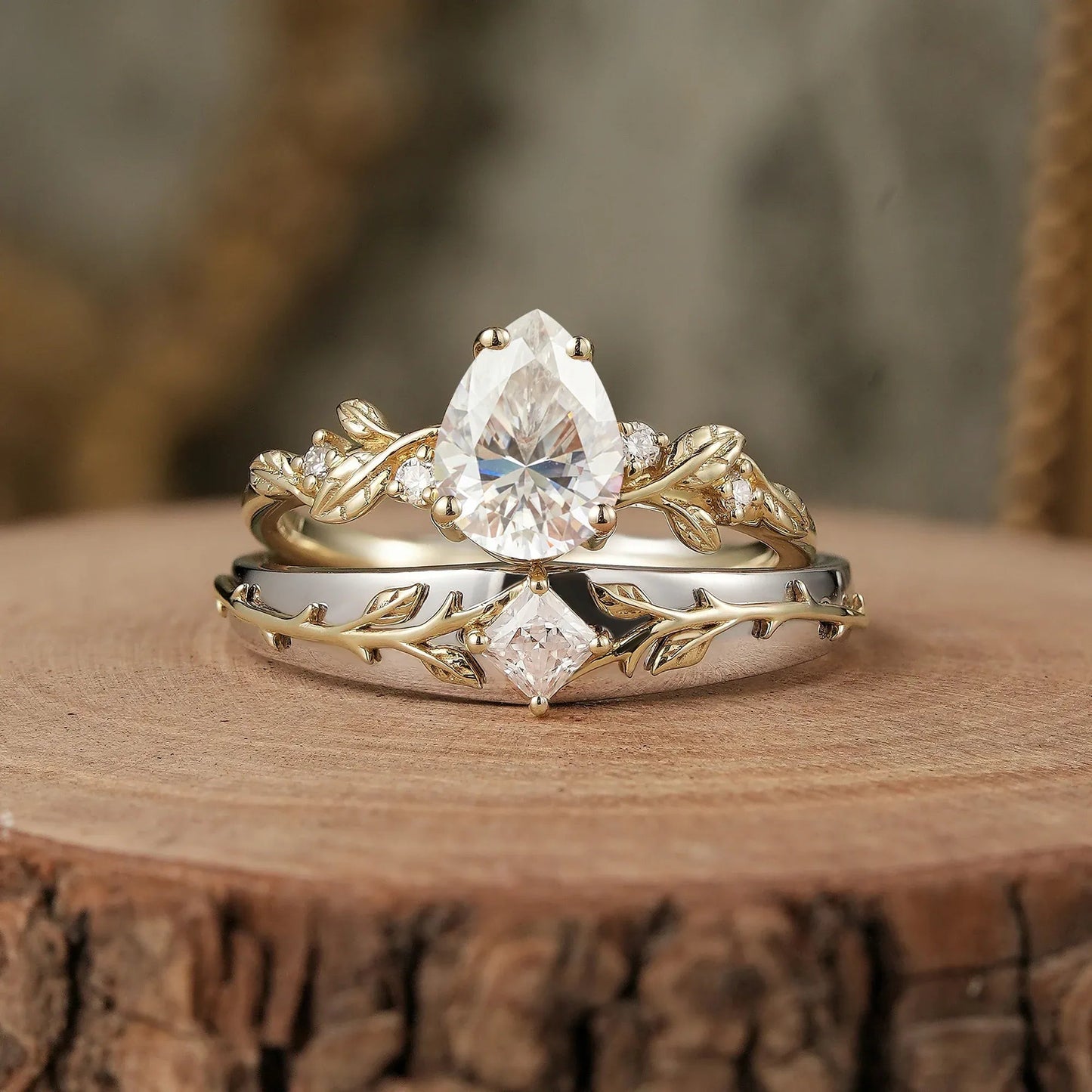 Leaf lnspired Moissanite Couple Ring Set - Lock & Key - GemsMagic