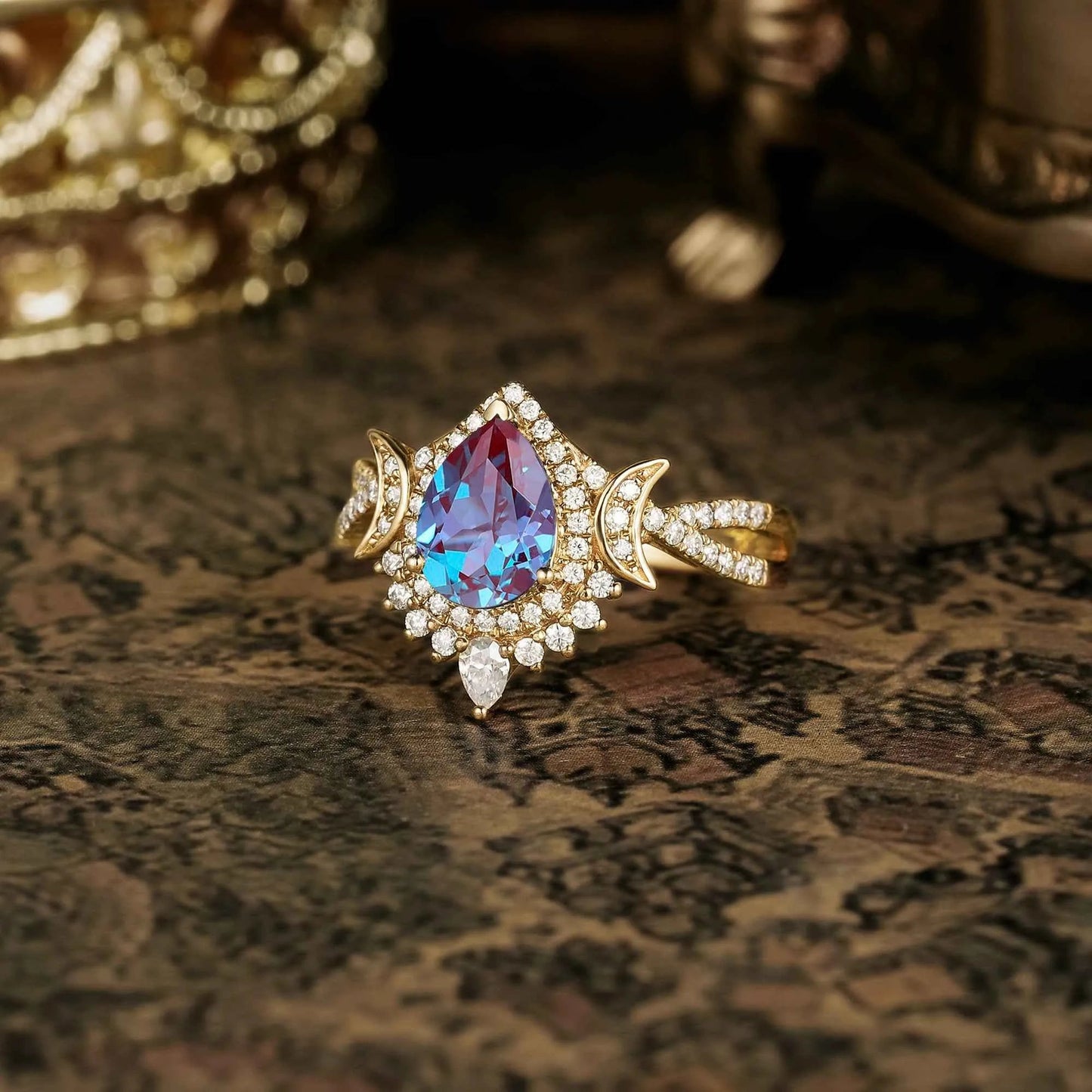 Moon Inspired Alexandrite Ring - Celeste - GemsMagic - GemsMagic