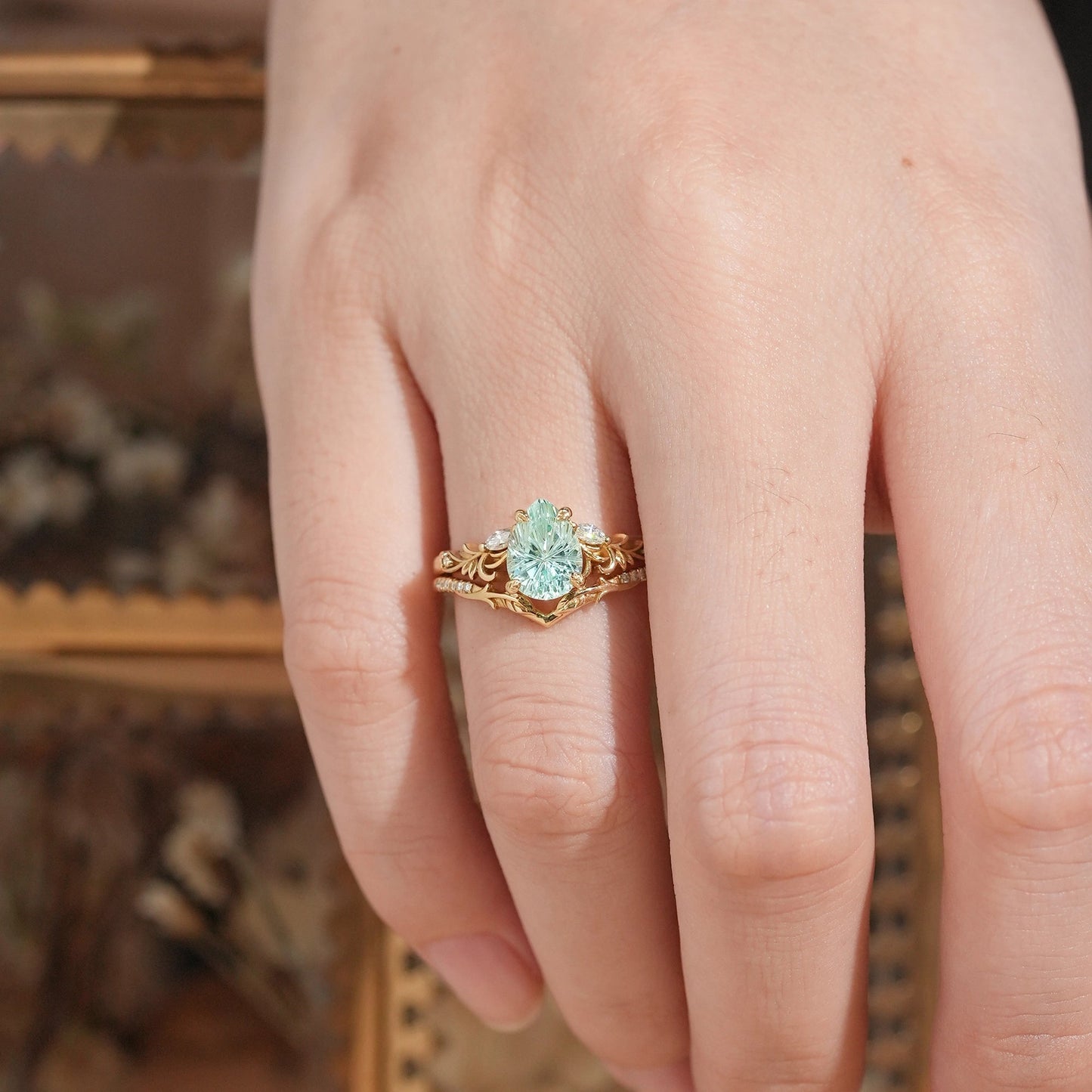 Nature Inspired Pear Shaped Green Sapphire Sparkle Cut Olive Leaf Bridal Ring Set 2pcs - GemsMagic - GemsMagic