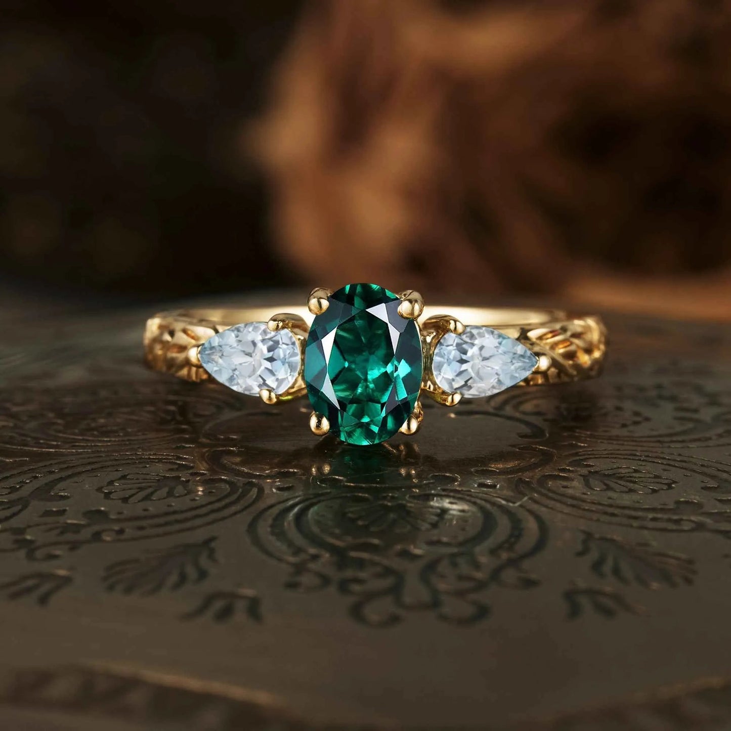 Oval Emerald & Aquamarine Cluster Engagement Ring - GemsMagic - GemsMagic