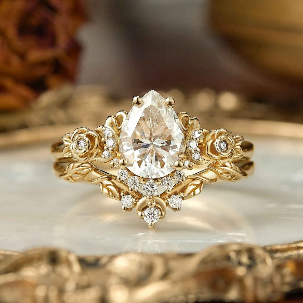Pear Cut Moissanite Moon And Flower Inspired Bridal Ring Set | GemsMagic - GemsMagic
