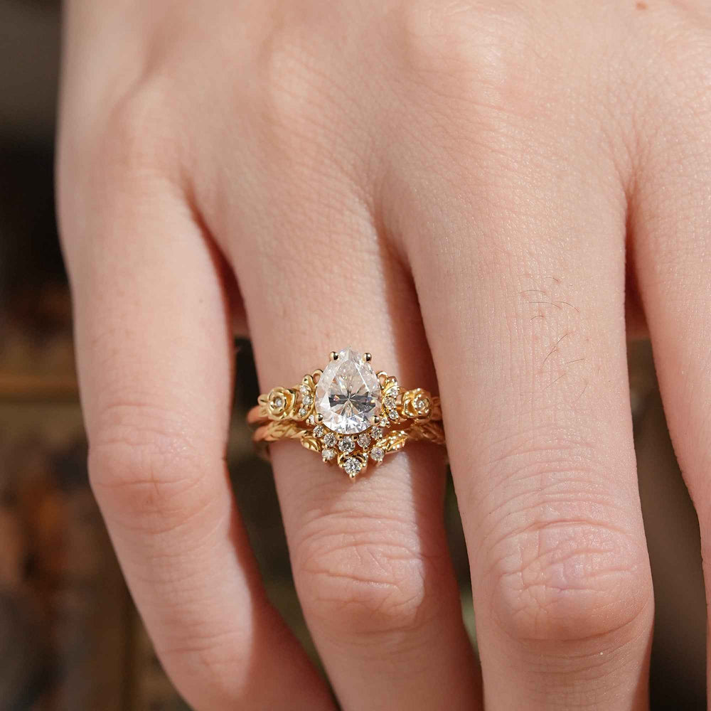 Pear Cut Moissanite Moon And Flower Inspired Bridal Ring Set | GemsMagic - GemsMagic