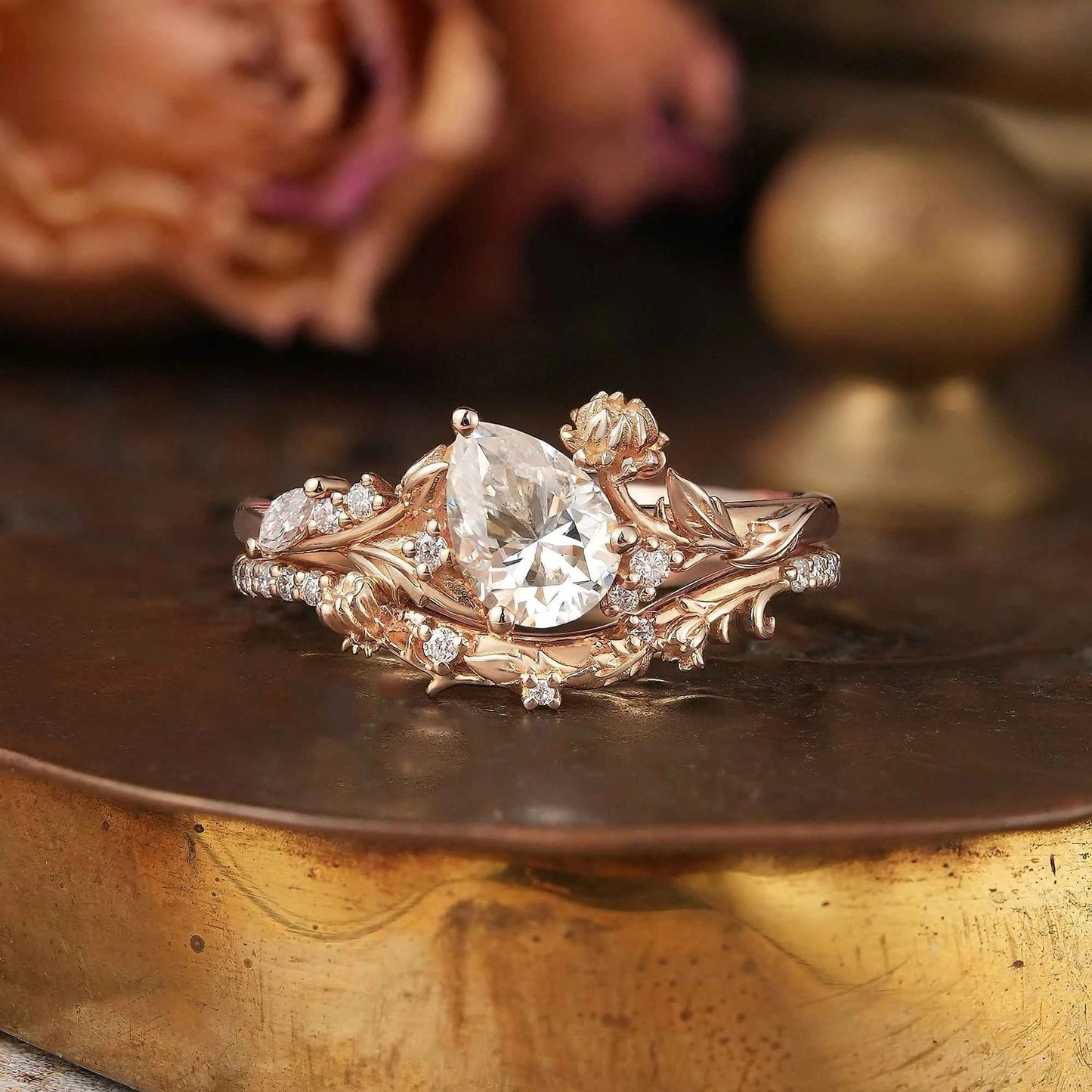 Pear Cut Moissanite Snow Lotus Inspired Bridal Ring Set - Lucia - GemsMagic