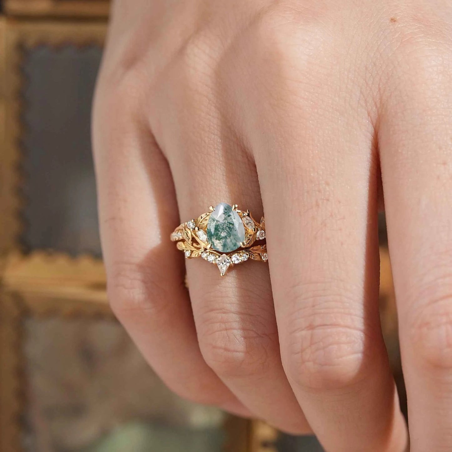 Pear Cut Moss Agate Leaf Inspired Bridal Ring Set - Holly - GemsMagic