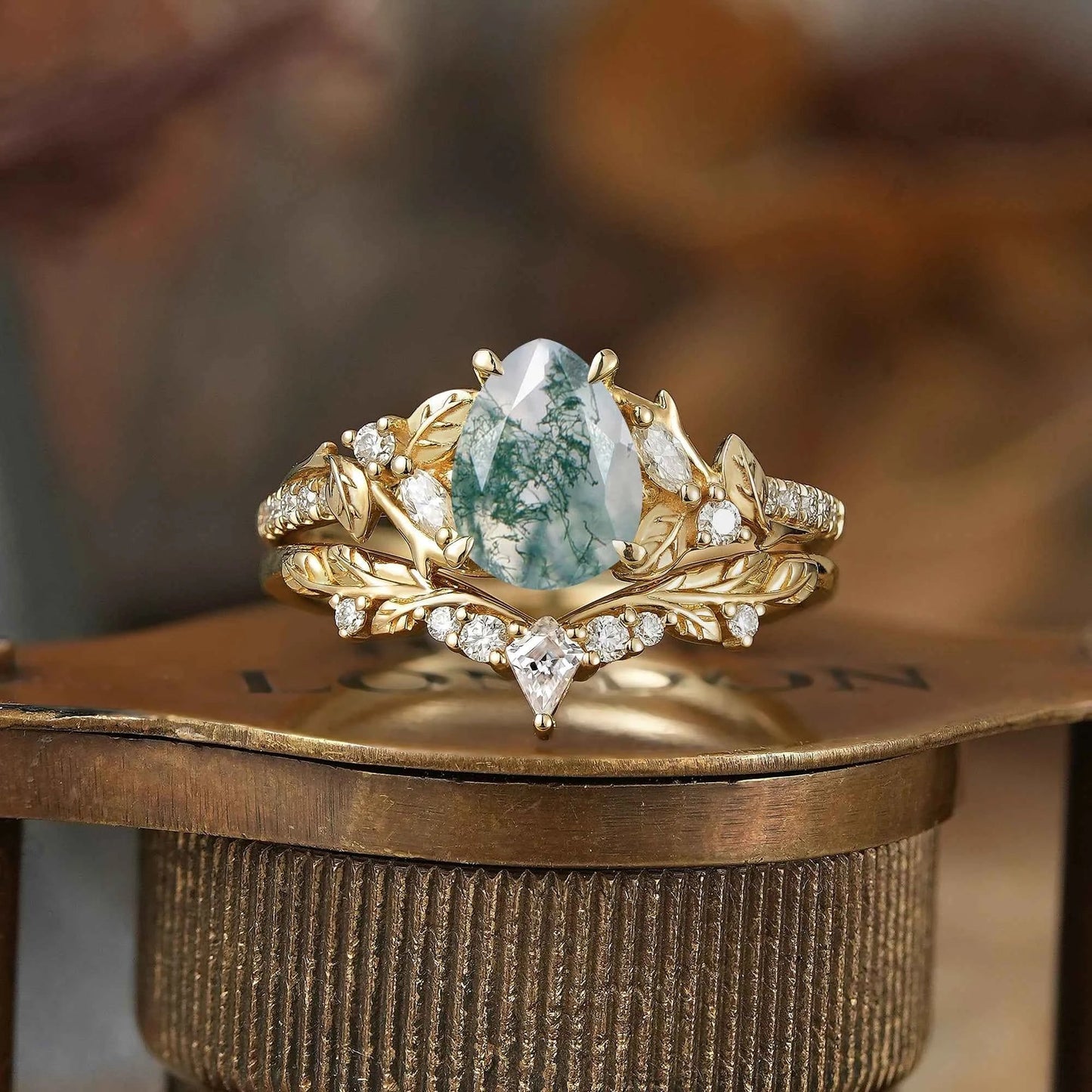 Pear Cut Moss Agate Leaf Inspired Bridal Ring Set - Holly - GemsMagic