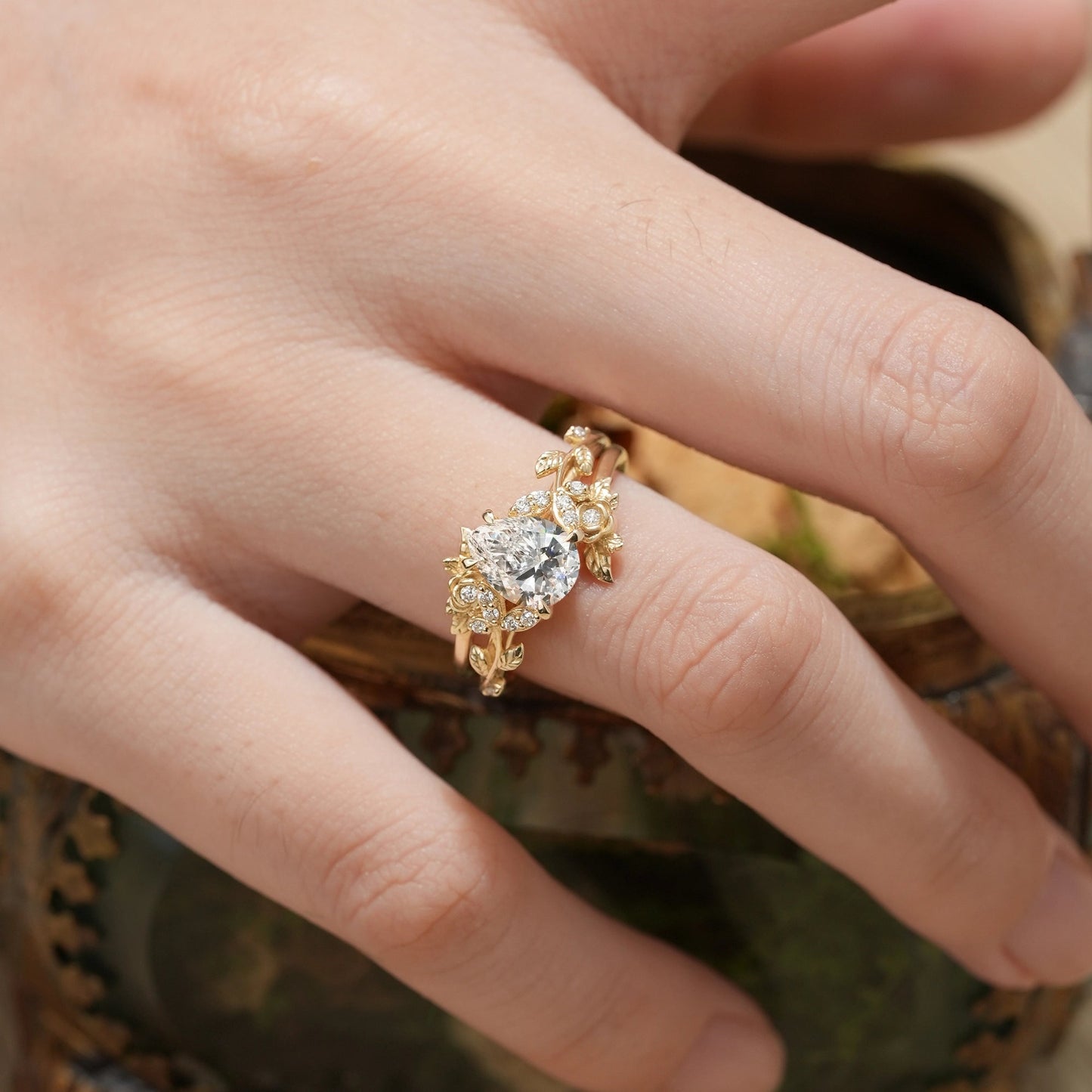 Rose Blossom: Pear Cut Lab Grown Diamond Leaf Ring Set - Jade | GemsMagic - GemsMagic