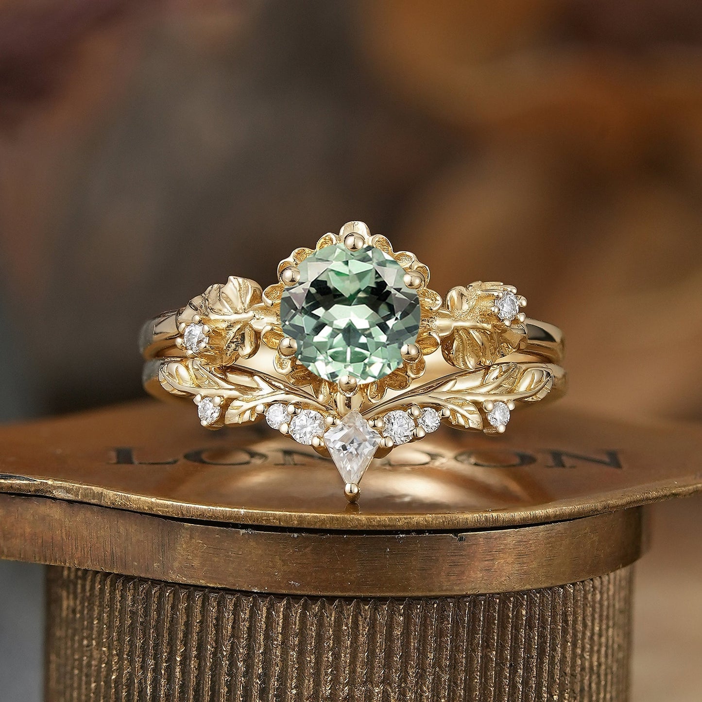 Round Cut Green Sapphire Nature Inspired Bridal Ring Set - Leora - GemsMagic
