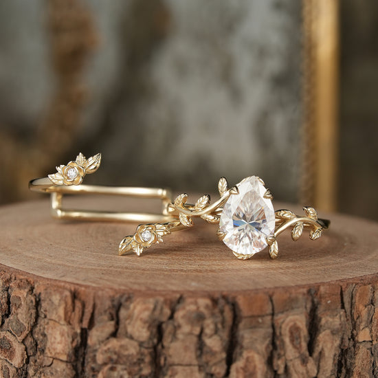 Rose Blossom: Pear-Cut Moissanite Leaf Ring Set - Helena