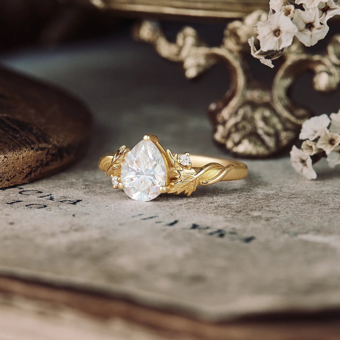 Two - sycamore - leaf Inspired Moissanite Engagement Ring - GemsMagic - GemsMagic