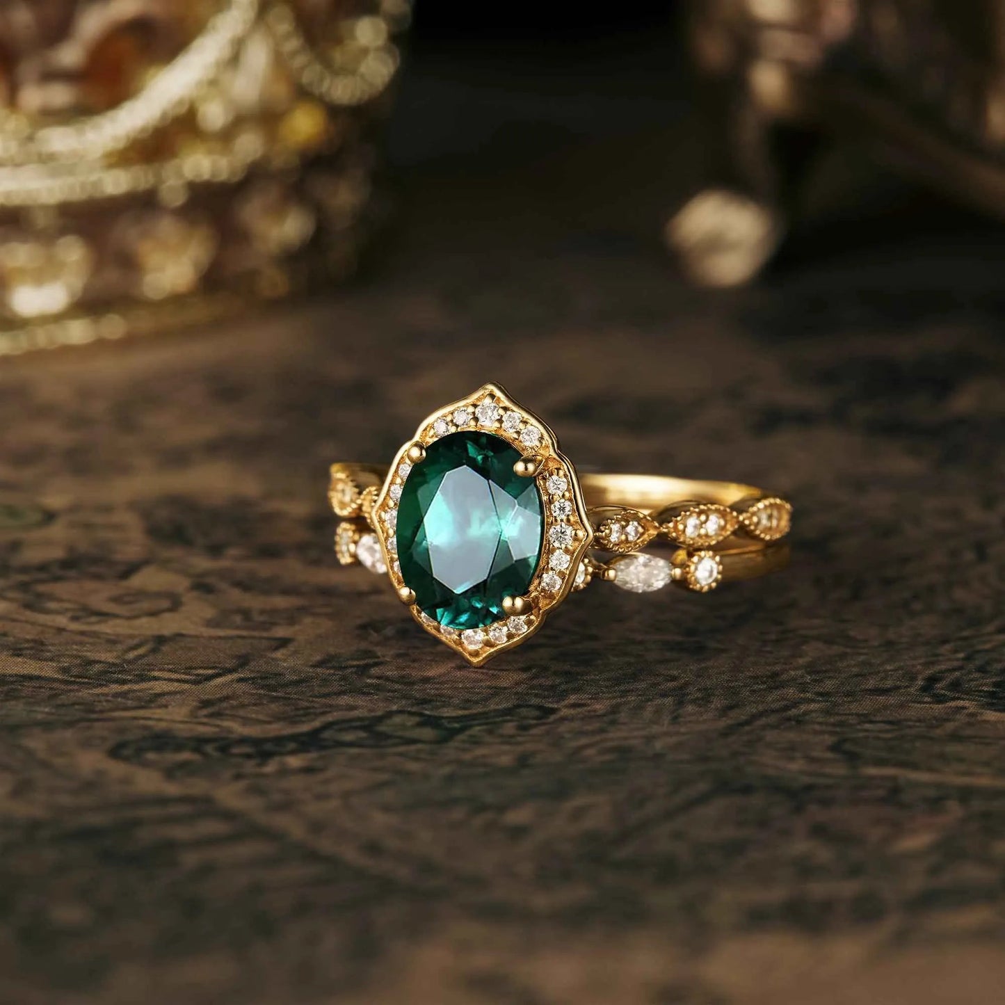 Vintage Emerald Halo Ring Set 2pcs - GemsMagic - GemsMagic